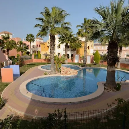Punta Prima, Family Apartment, Pool, Near Appartement